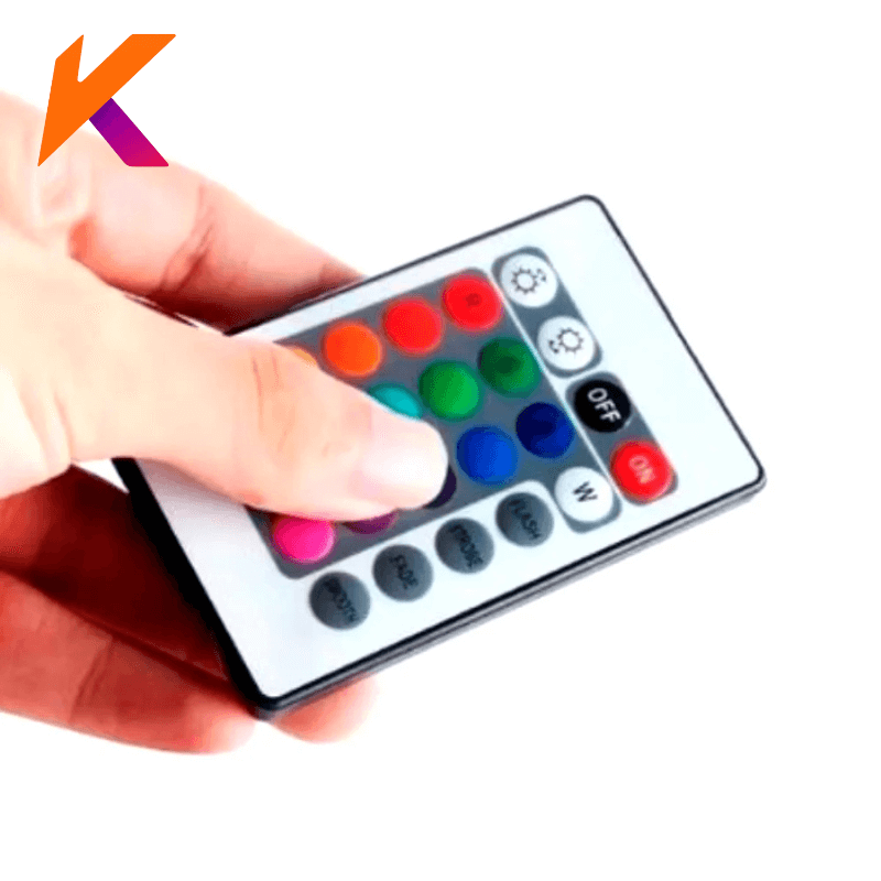 Lampada Bluetooth De Led Caixa De Som C Controle Rgb 12W